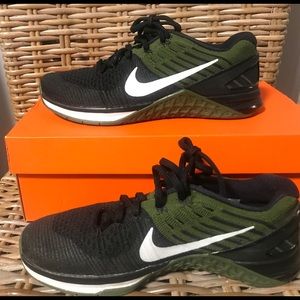 Nike Metcon DSX Flyknit zize 8
